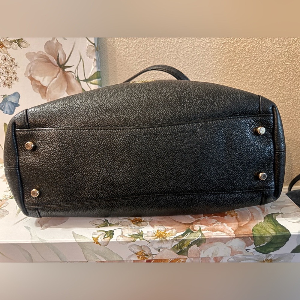 Coach Edie 31 Shoulder Bag Black Pebbled Leather Gold Hardware - Picture 14 of 14